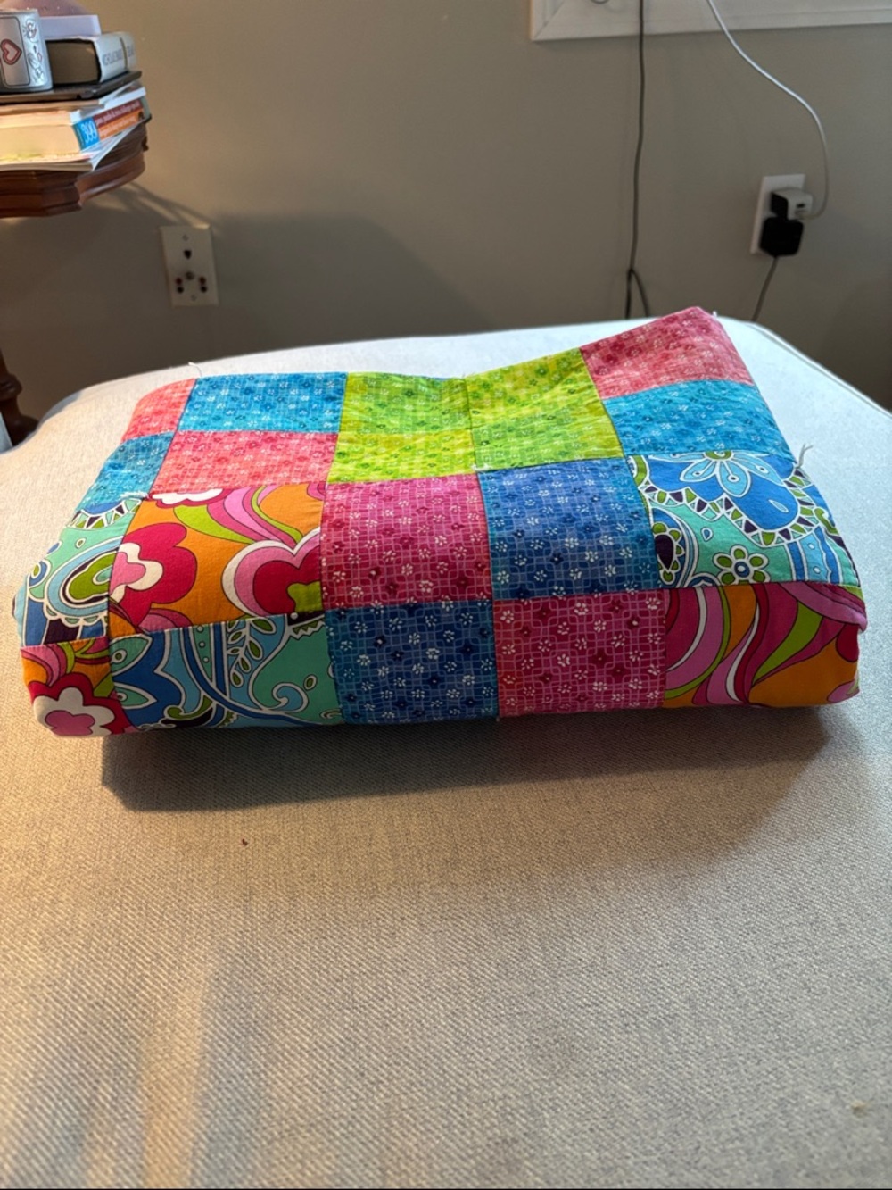 Handmade Bright Patchwork Quilt - Multicolor Blue, Pink, Green - Picture 4 of 4